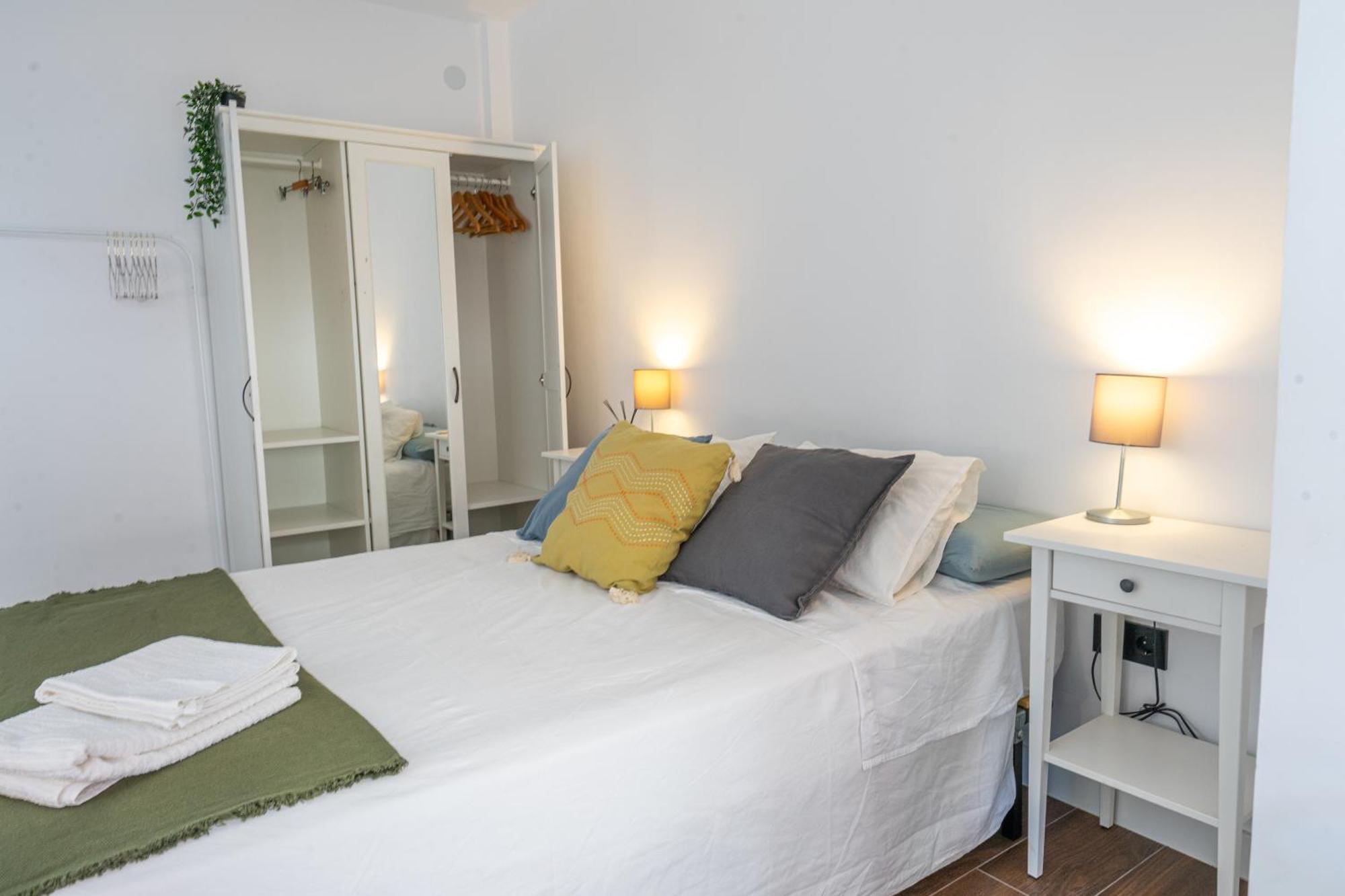 Apartamentosdnord Reus Bagian luar foto